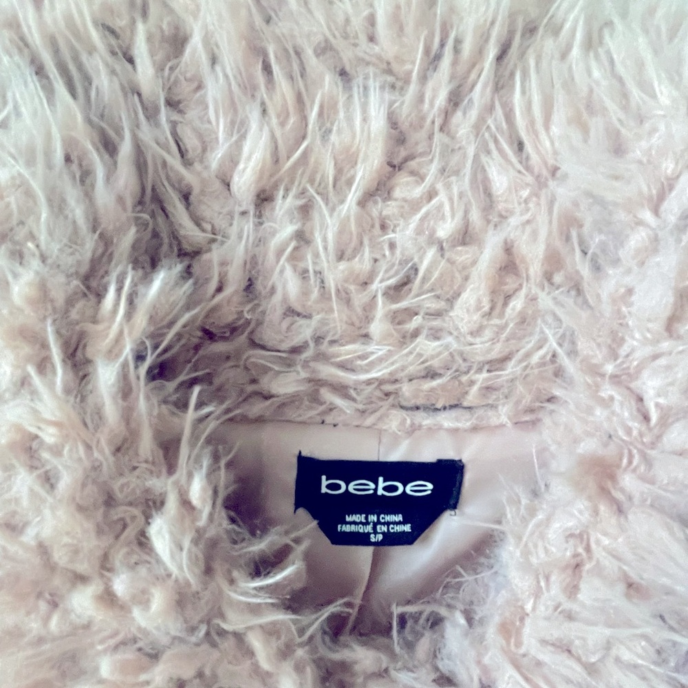 Pink fluffy jacket - Picture 2 of 4